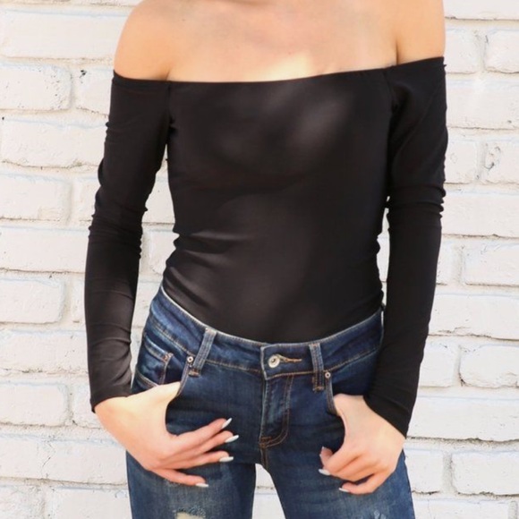 Off Shoulder Bodysuit - Picture 4 of 7